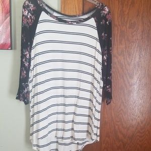 Maurices 24/7 baseball Tshirt